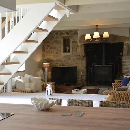 Natural Stone House With Maritime Flair *